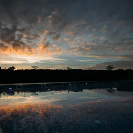 Aparthotel St Ives 4*